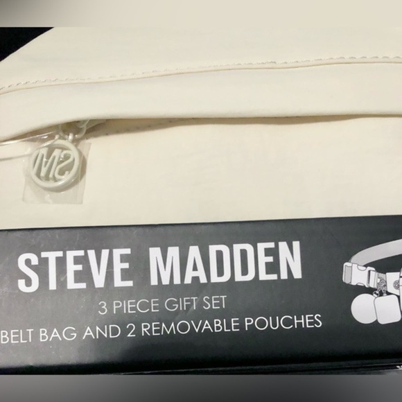 Steve Madden 3piece Cream‎ Nylon Fanny Pack Belt Bag & 2 pouches Gift set new - Picture 9 of 10